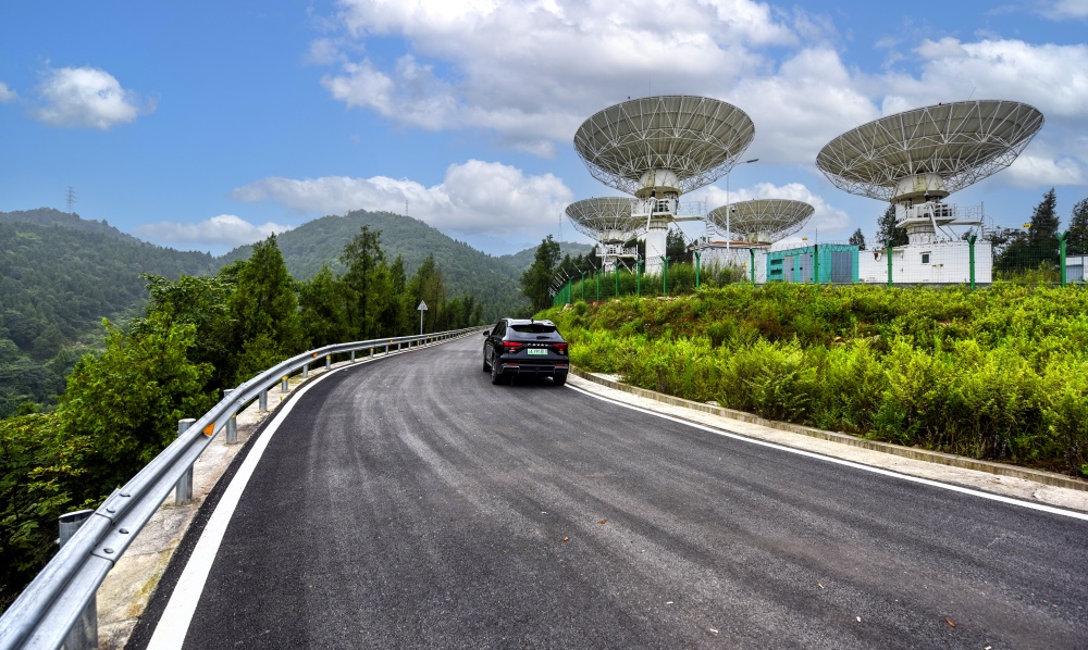 4027.5公里！重慶提前超額完成安防工程，筑牢群眾出行“安全網(wǎng)”